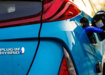 Le ibride superano le auto diesel, Europa sempre più green