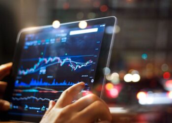 Punti salienti: Bitcoin vicino all’ATH, azioni USA in rialzo in tutti i settori, Tilray sale del 15%