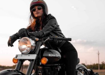 Royal Enfield, quando la moto sceglie lo stile donna