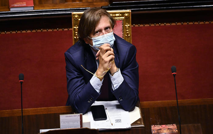 Sileri, priorità a vaccinati J&J per 2/a dose