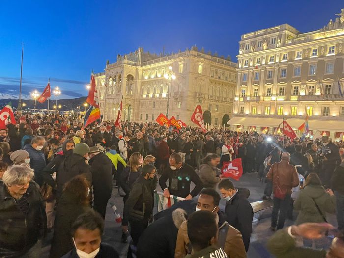 Sindacati in piazza a Trieste, ‘Mai più fascismi’