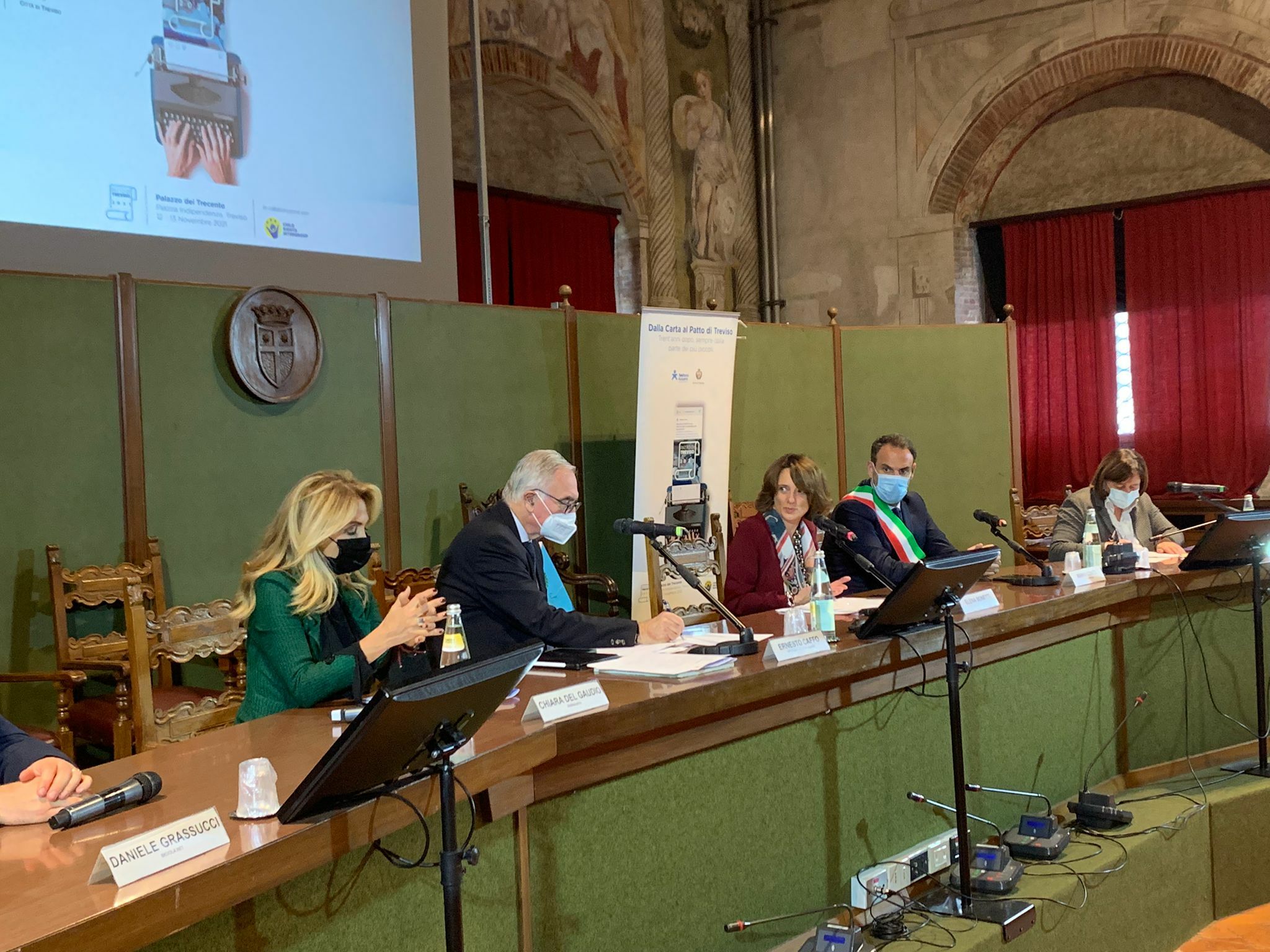 Bambini, Telefono Azzurro: informazione online e uso consapevole social, serve nuovo Patto