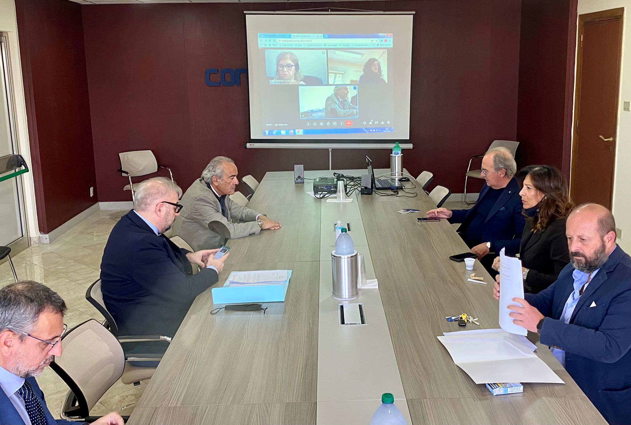 NECESSARIA UNA LEGGE DI RIFORMA CHE DOPO 20 ANNI DI ATTESE RISPONDA ALLE ESIGENZE DEGLI ASSOCIATI, LA RICHIESTA DI CONFCOMMERCIO SICILIA