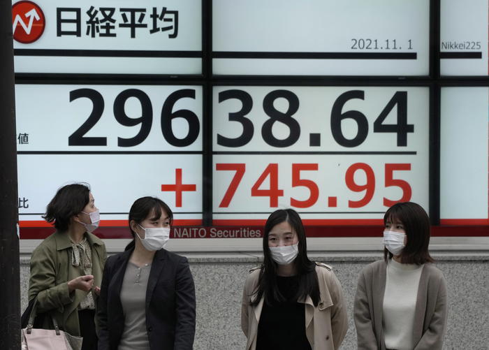 Borsa: a Tokyo apertura in calo (-0,29%)