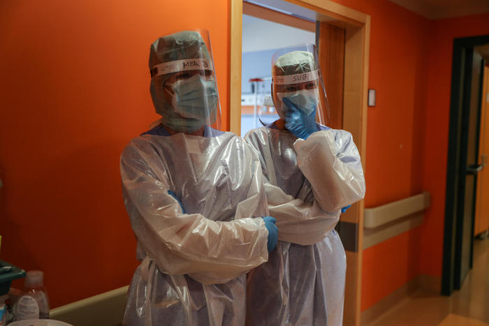 Covid: 5.188 positivi, 63 le vittime. Boom di tamponi, oltre 700mila