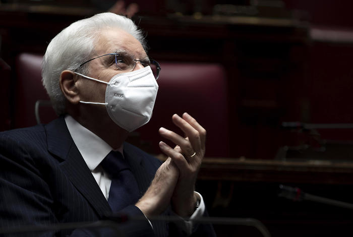 Covid: Mattarella, non abbassare guardia contro la recrudescenza