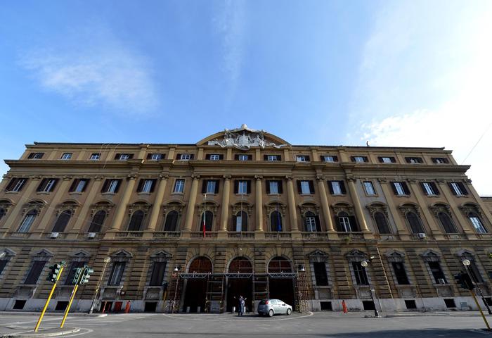 Fabbisogno: Mef, in 10 mesi migliora a 93,2 mld