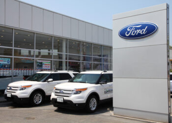 Ford rivela la sua strategia per riconquistare un rating creditizio di livello investment