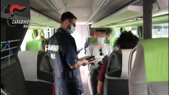 Green pass: a Roma forze ordine per controlli bus e metro