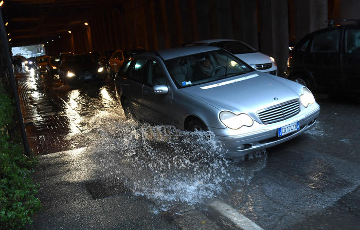 Maltempo: Liguria prolunga allerta Gialla fino alla sera