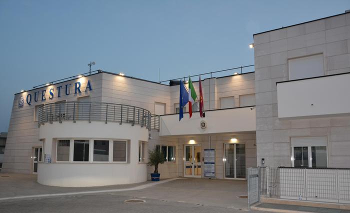 Picchiato perché aveva difeso amica da stalker, morto 50enne