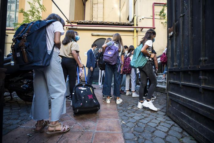 Scuola: varato nuovo documento sulle quarantene