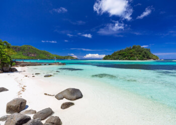 NATALE E CAPODANNO AL CALDO NEL CUORE BLU DELLE SEYCHELLES