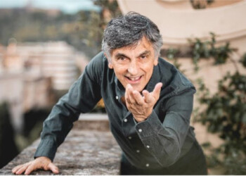 VINCENZO SALEMME, torna a teatro e porta in scena il suo pamphlet