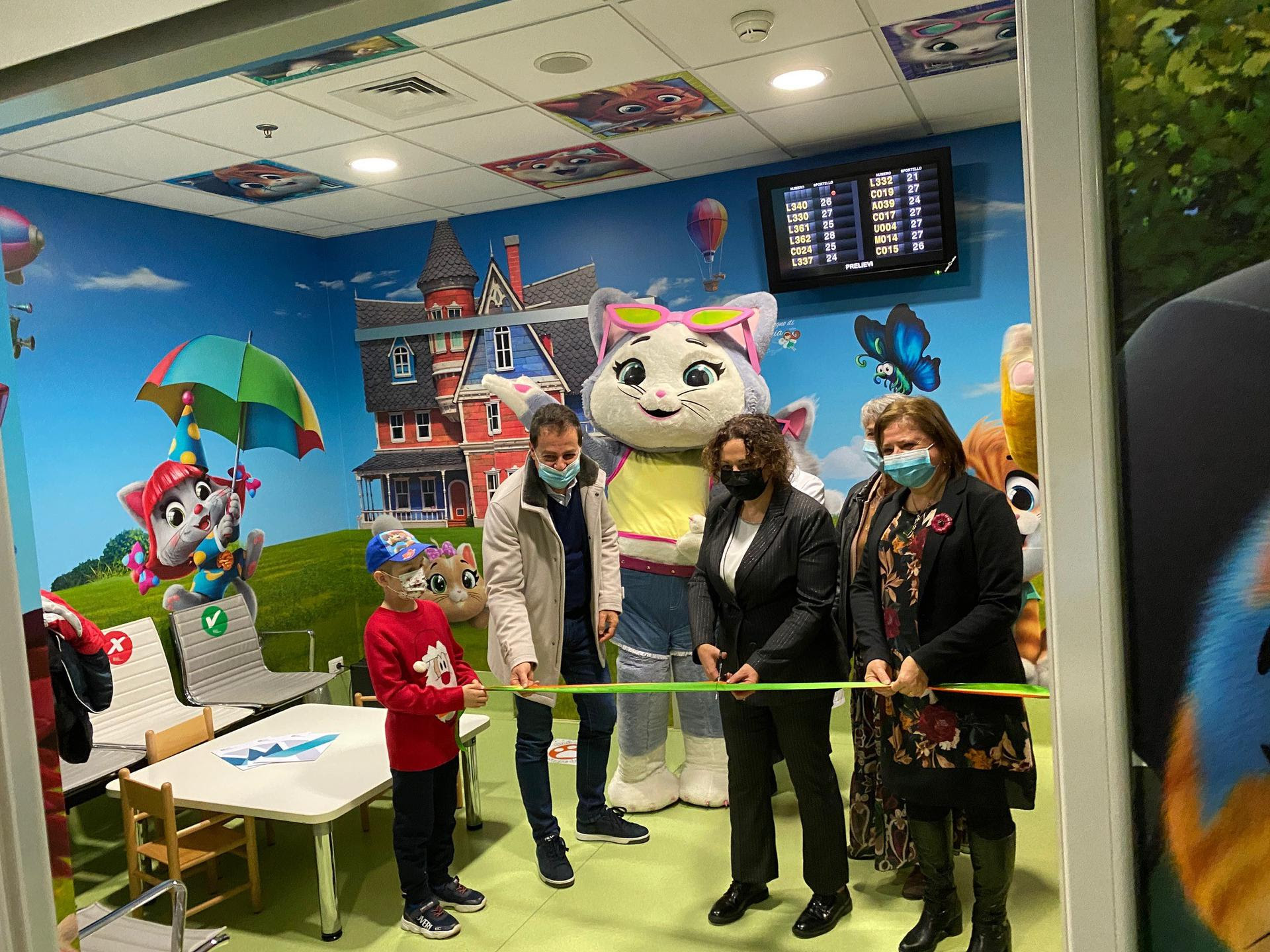 L’OSPEDALE PAPA GIOVANNI XXIII DI BERGAMO E  IL GRUPPO RAINBOW DI IGINIO STRAFFI INSIEME