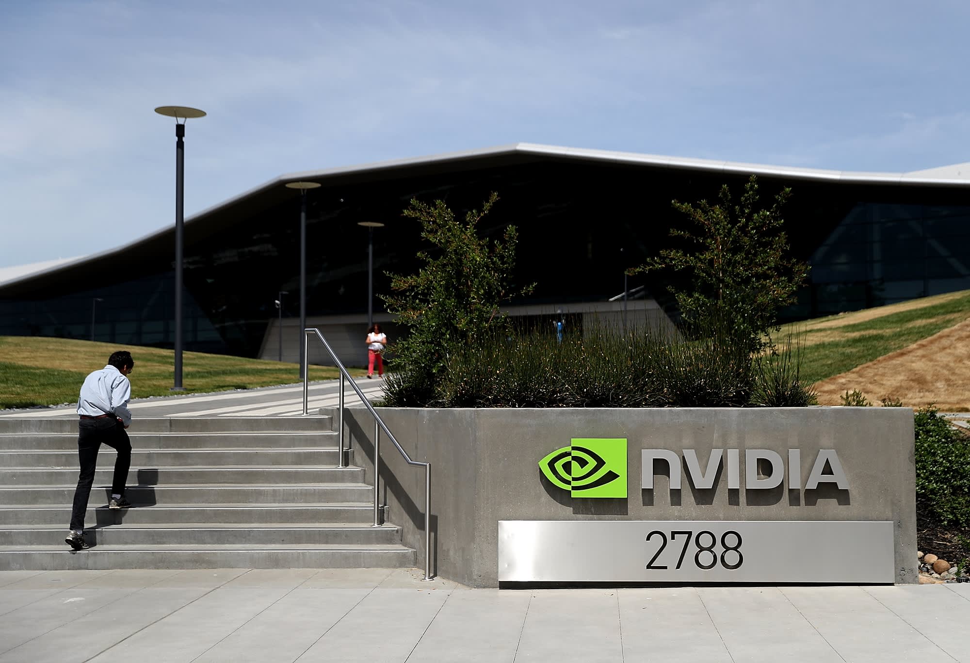 Wedbush declassa Nvidia senza un “catalizzatore negativo”
