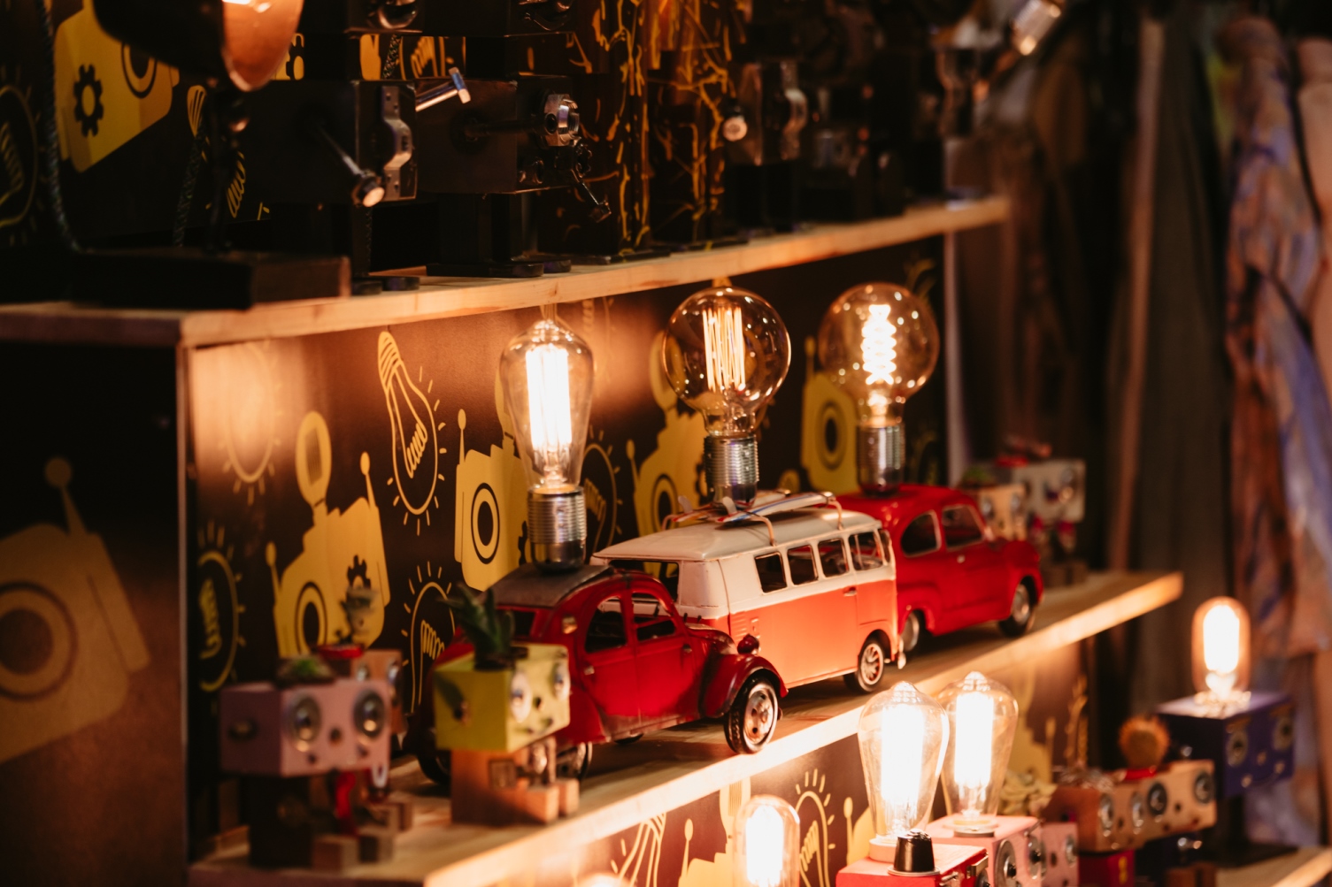 Il Natale vintage che rispetta l’ambiente, domenica 12 dicembre torna East Market