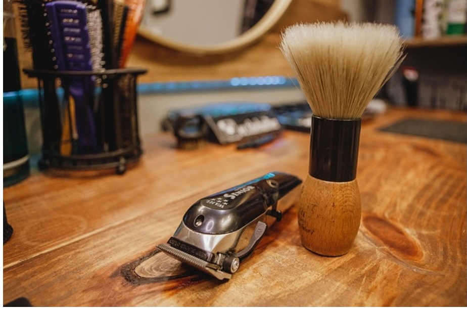 rasatura uomo