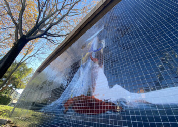 Nasce a Garbatella il primo mosaico in bioresina della capitale, nuova agorà digitale, luogo d’incontro, innovazione e arte nel segno dell’ambiente con tecnologia di prossimità