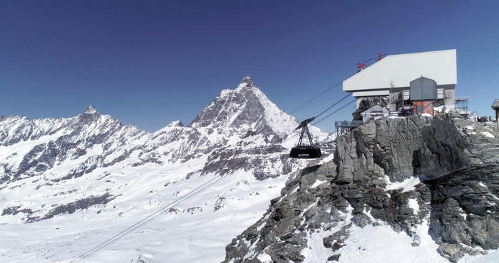 Covid: molte disdette a Cervinia, sindaco chiede sostegno