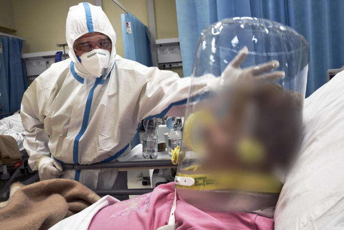 Alla Terapia intensiva Covid dell’ospedale ‘Cervello’ di Palermo, guidata dal dottore Baldo Renda, non scende il numero dei ricoverati