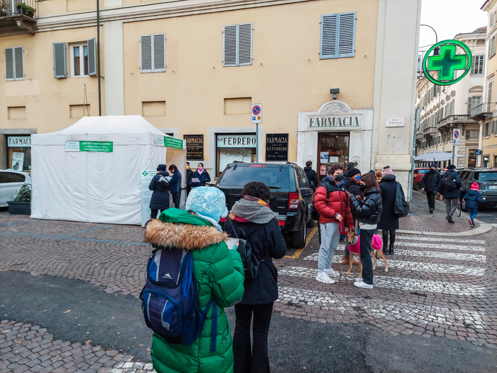 Covid: virus corre, 50.599 positivi, nuovo record