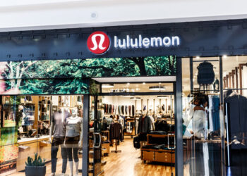 Dove comprare azioni Lululemon Athletica (NASDAQ: LULU) visto il calo di prezzo