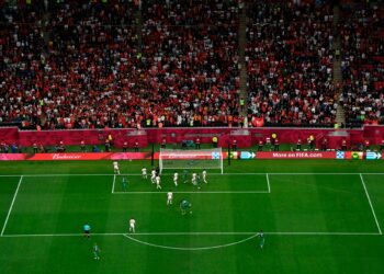 Dramma in Algeria, giocatore muore in campo