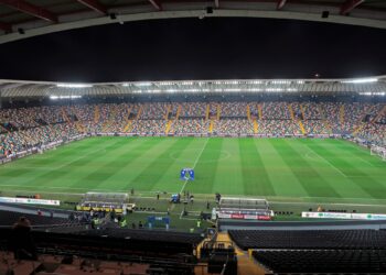 Nuovo decreto del governo: ridotta al 50% la capienza negli stadi