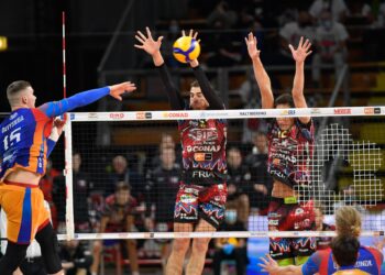 Perugia va in testa, Modena e Cisterna da tre punti