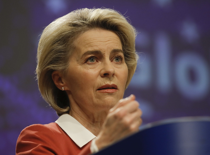 Von der Leyen, è tempo di discutere l’obbligo vaccinale