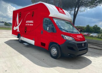 Autogrill assume 40 persone in Sicilia, dal 17 al 20 il camper in piazze e scuole