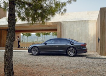Audi A8 TFSI e: al via la prevendita  per l’ammiraglia plug-in dei quattro anelli