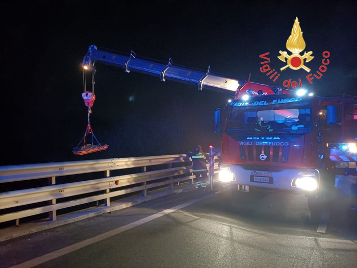 Incidente stradale nel Materano: morti tre giovani