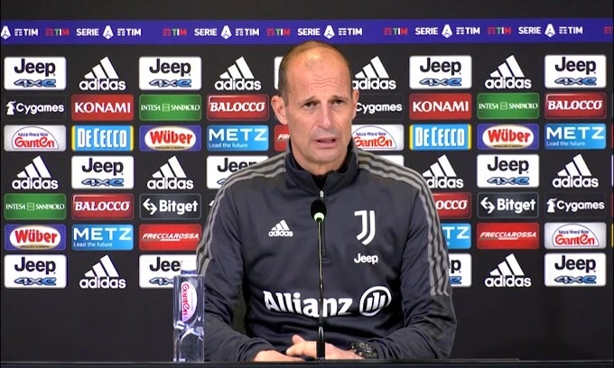 Allegri: "Ci sarà un po' di turnover. Con la Roma uno scontro diretto"