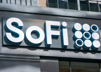 Le azioni SoFi hanno aperto mercoledì in rialzo del 20%