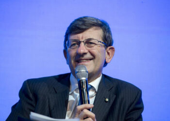Pnrr: Colao, 50 mld da investire in transizione digitale