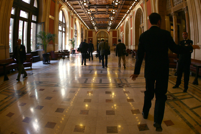 Quirinale, in Transatlantico tornano gli ex a dare consigli