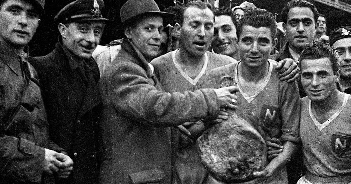 Una rubrica e il progetto di una grande mostra per valorizzare la memoria dello sport a Napoli