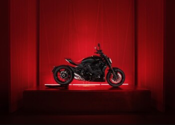 Ducati:  XDiavel Nera, eleganza senza limiti in 500 esemplari