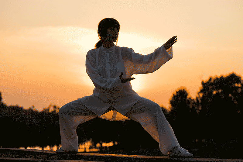 il Tai Chi può aiutare le persone che manifestano sintomi di ansia e depressione, e ha dimostrato di migliorare la funzione immunitaria