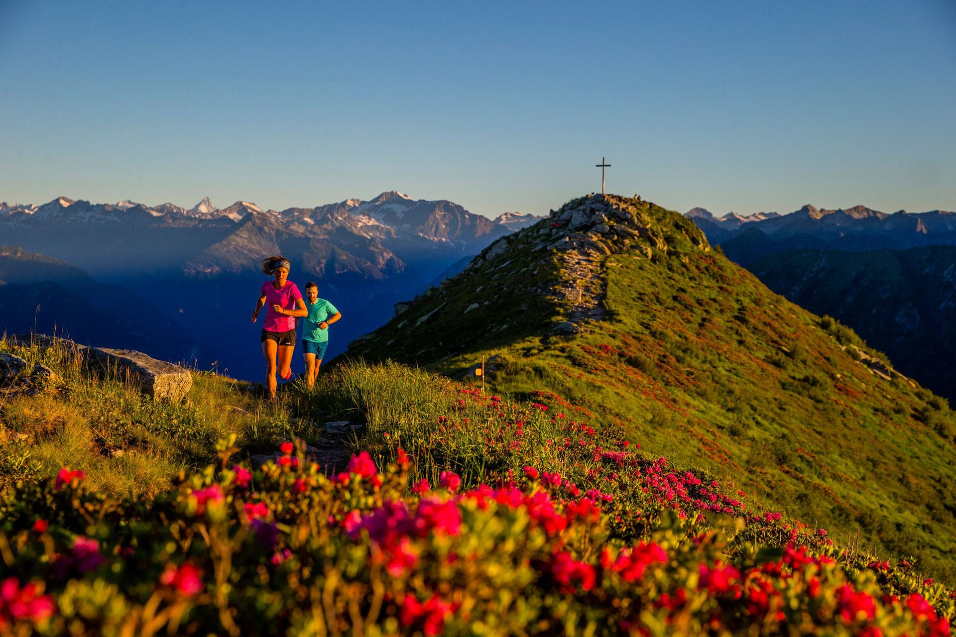 A PASSO LESTO SU E GIÙ PER LE MONTAGNE DEL TICINO