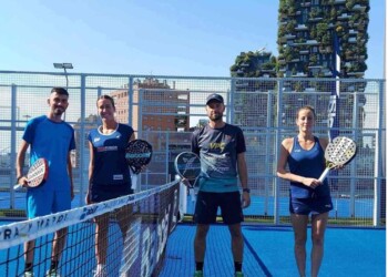 DONNE E SPORT, IL PADEL SI VESTE SEMPRE PIÙ DI ROSA: SOLO IN ITALIA CI SONO BEN 4 GIOCATRICI OGNI 10 APPASSIONATI