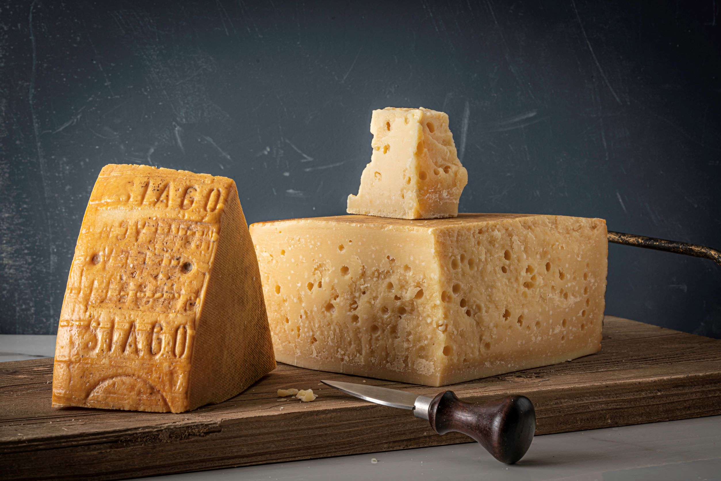 Il Consorzio Tutela Formaggio Asiago promuove le lunghe stagionature con nuovi progetti nel mondo vino