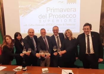 Il ministro Garavaglia alla presentazione della primavera del prosecco superiore nella capitale
