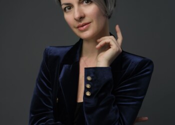 Un’italiana tra i 4 migliori fotografi ritrattisti al mondo, Valeria Lobbia e la fine art che rievoca i dipinti di Vermeer