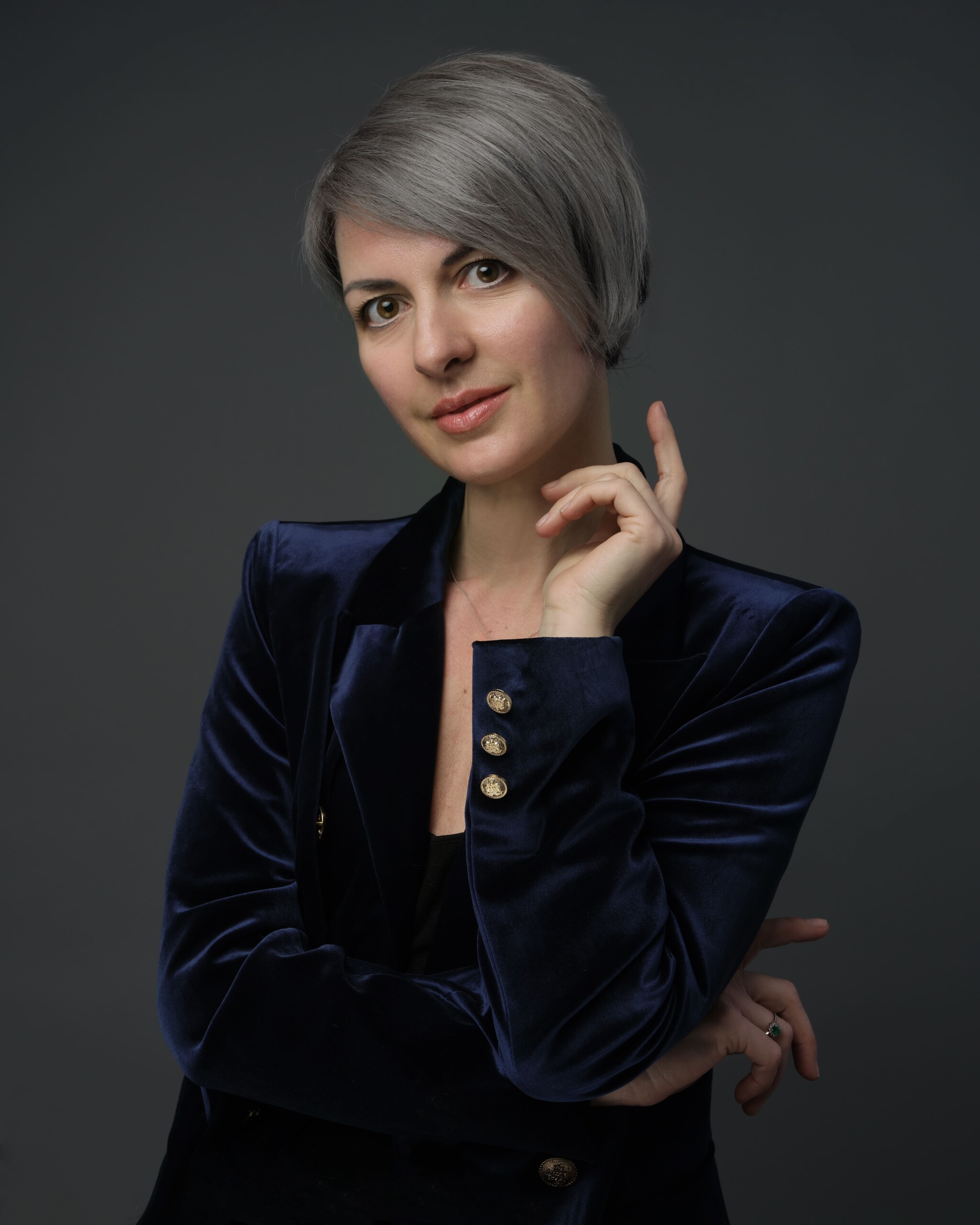 Un’italiana tra i 4 migliori fotografi ritrattisti al mondo, Valeria Lobbia e la fine art che rievoca i dipinti di Vermeer