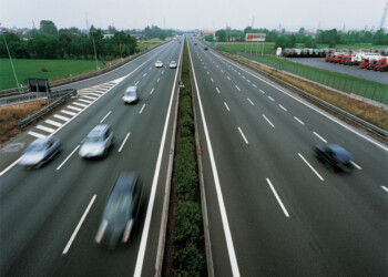 Autostrade per l’Italia: al via il cashback con “targa” e rimborsi dopo 10 minuti di ritardo