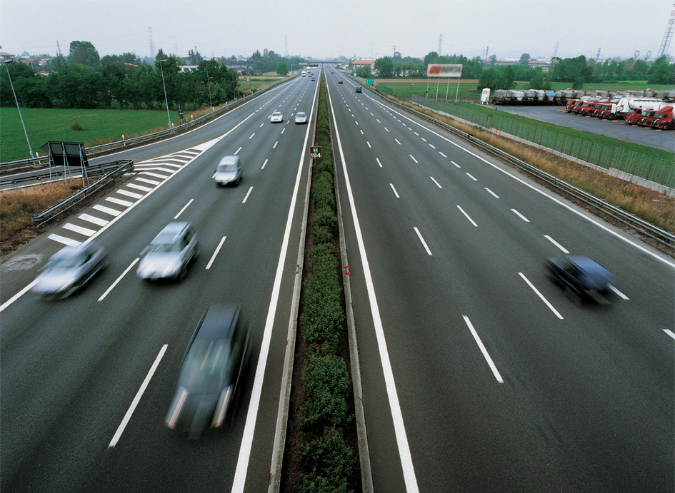Autostrade per l’Italia: al via il cashback con “targa” e rimborsi dopo 10 minuti di ritardo