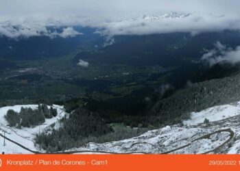 Dopo il caldo record torna la neve in montagna in Alto Adige